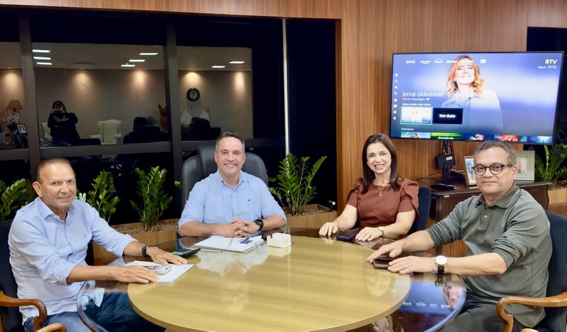 Cícero Cavalcante articula ações com governador e prefeita de Joaquim Gomes