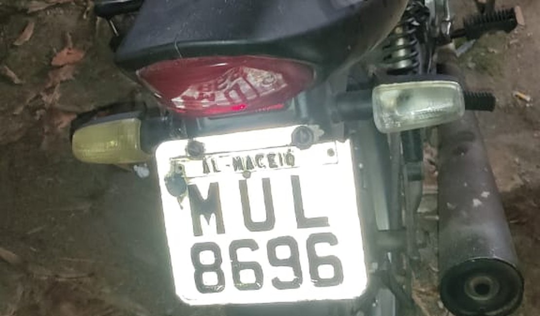 Motocicleta com queixa de roubo é recuperada no Centro de Arapiraca