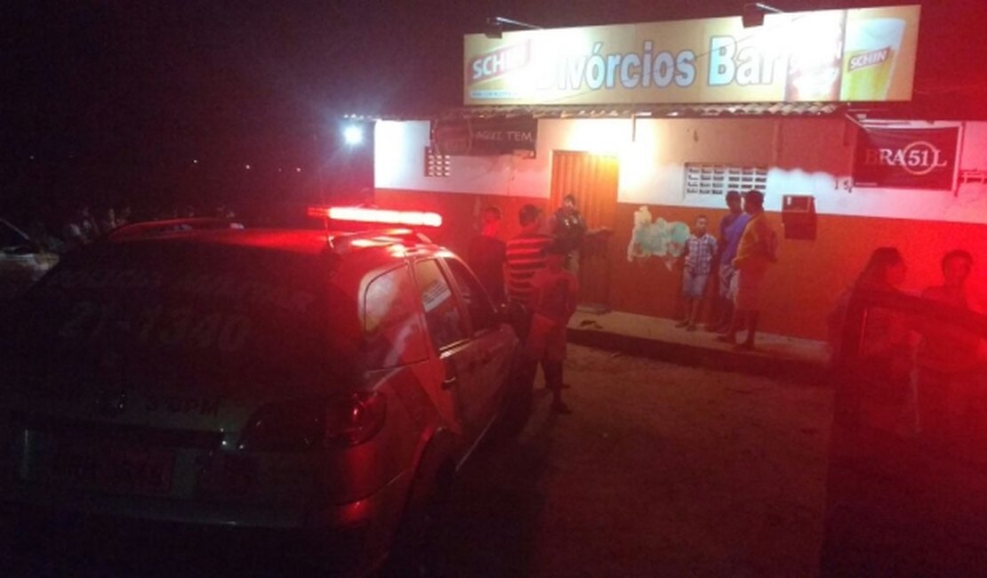 Pistoleiro executa homem em bar do Divórcio no Agreste de Alagoas