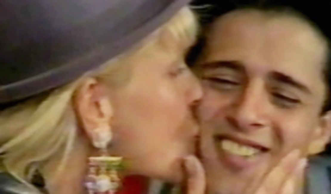Xuxa e ex-paquitas lamentam morte de Robson Barros: 'Te amamos'