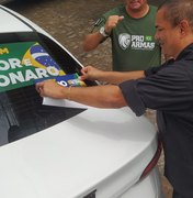 Fernando Collor e Flávio Moreno participam de adesivaço pró-Bolsonaro em Palmeira dos Índios