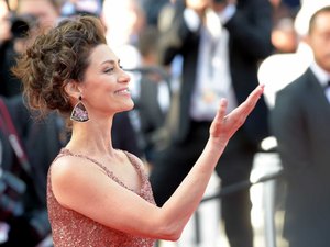 Maria Fernanda Cândido surge deslumbrante em Cannes