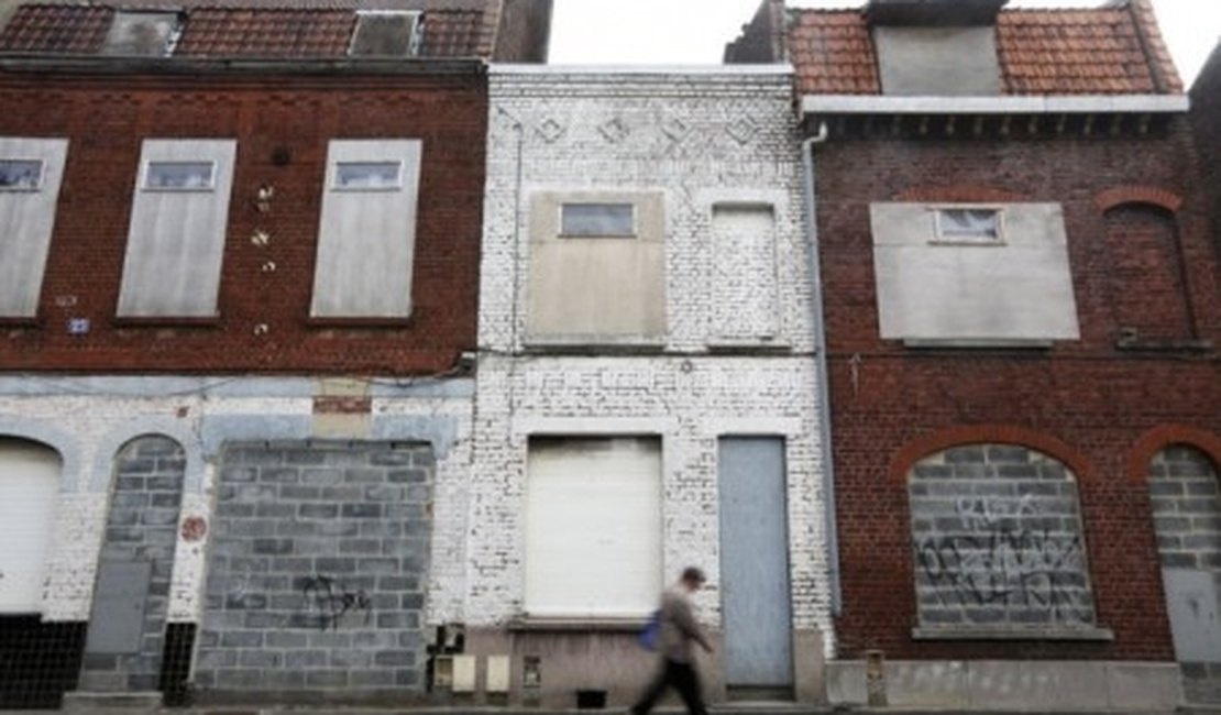 Casas estão sendo vendidas por R$ 4 em cidade da França