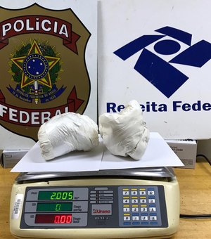 Mulher é presa tentando embarcar para Maceió com dois quilos de cocaína