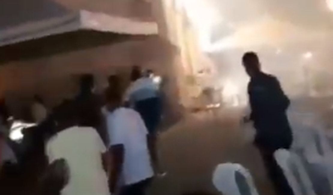 [Vídeo] Fogos de artifícios provocam acidente e deixam  24 feridos durante festa da padroeira em Coruripe