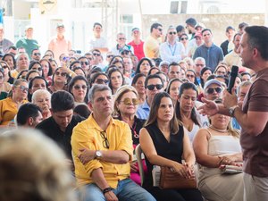 Governador anuncia construção de creche em Colônia Leopoldina