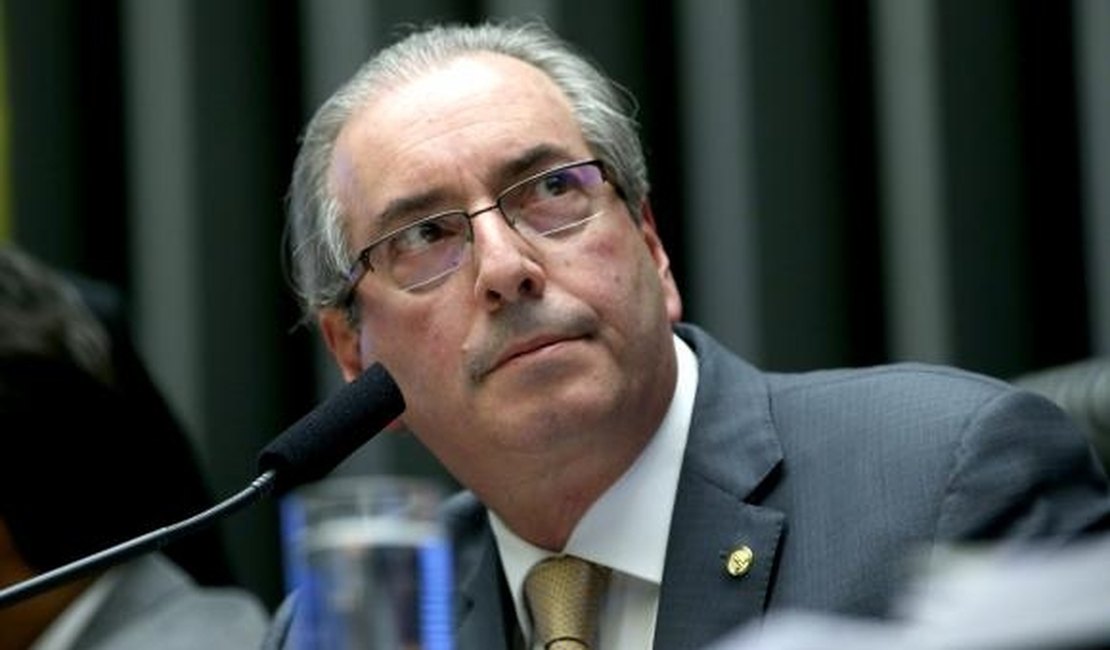 Conselho de Ética adia para quarta-feira decisão sobre Eduardo Cunha