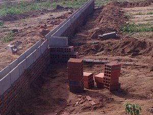 Criminosos roubam estrutura de ferro que fazia parte da construção de igreja evangélica