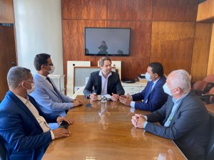 Em Brasília, Prefeito Júlio Cezar se reúne com Renan Calheiros e Pedro Vilela e garante emendas para Palmeira em 2022