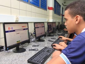 Rede estadual: Engajamento de professores e alunos possibilita continuidade dos estudos