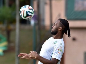 Drogba anuncia aposentadoria da seleção