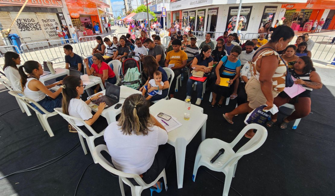 10ª edição do Emprega Maceió leva oportunidades de emprego ao Centro