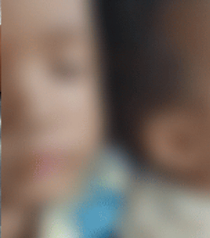 Mãe é presa após filhos serem encontrados sujos e sem alimentação em Novo Lino