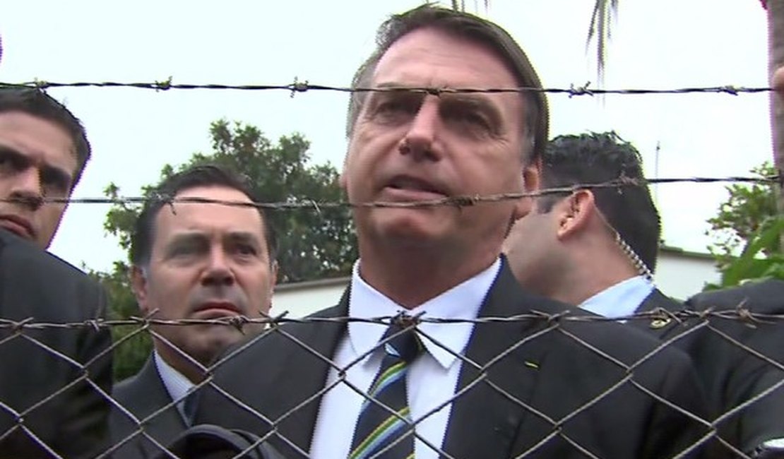 Bolsonaro fala em 'acabar com radares móveis' nas estradas federais