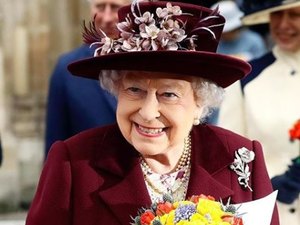Rainha Elizabeth terá que deixar o palácio de Buckingham