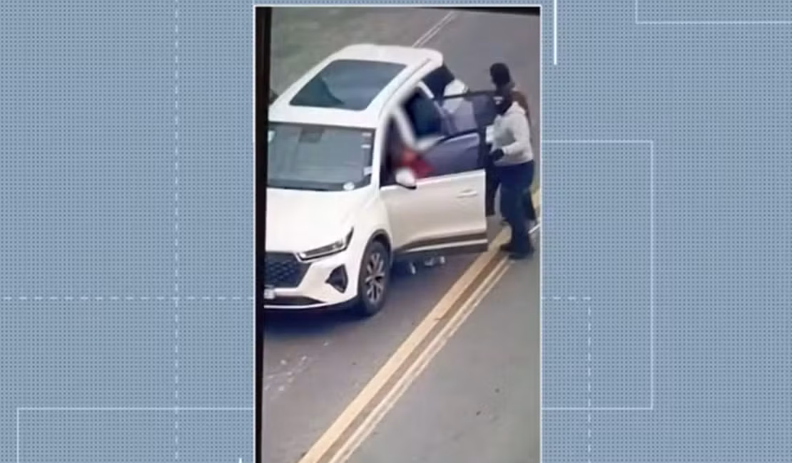 Tentativa de assalto a carro-forte termina com dois mortos em Campina Grande