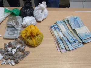 Após denúncia, polícia prende homem e apreende drogas no Benedito Bentes 