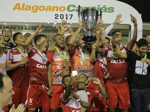 CRB volta a vencer o CSA e fica com o tricampeonato alagoano 