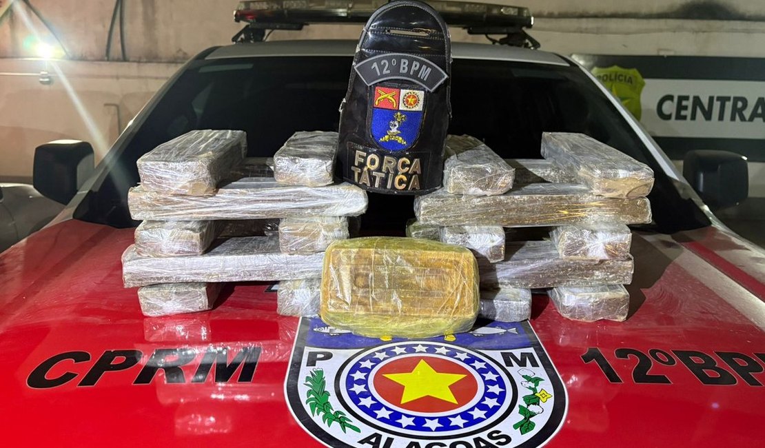 Polícia encontra quase 20 quilos de drogas enterrados em um assentamento de Maceió