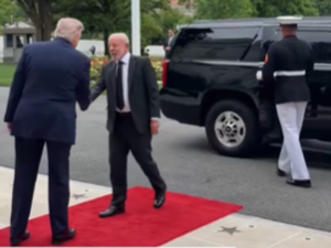 Presidente Lula chega à Casa Branca para encontro com Trump