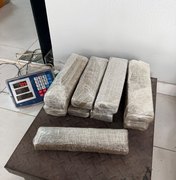 Polícia investiga dono de carga com drogas e mil cigarros eletrônicos em Arapiraca