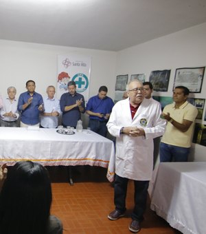 Senador anuncia recursos para Hospital e conjuntos habitacionais de Palmeira 