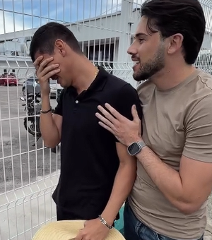 ​Devoção e Promessa: Willy Vaqueiro celebra aquisição de seu primeiro ﻿ônibus nas redes sociais