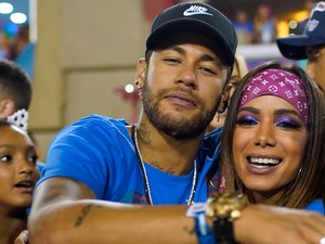 Vídeo mostra beijo de Neymar e Anitta no carnaval