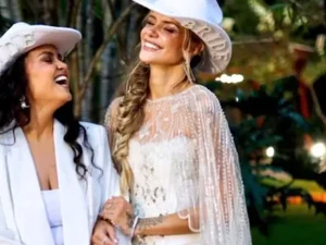 Ex-BBB Marcela Mc Gowan e Luiza Martins comemoram pré-wedding: 'Noivinhas'