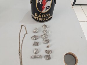 Polícia apreende maconha com adolescente em Arapiraca