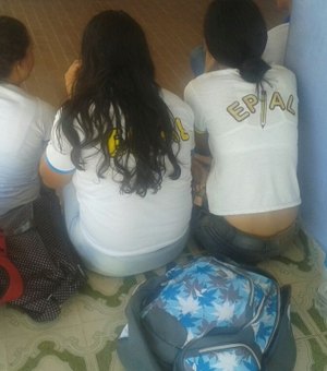 Estudantes da escola Epial, em Arapiraca,  sofrem 'arrastão'
