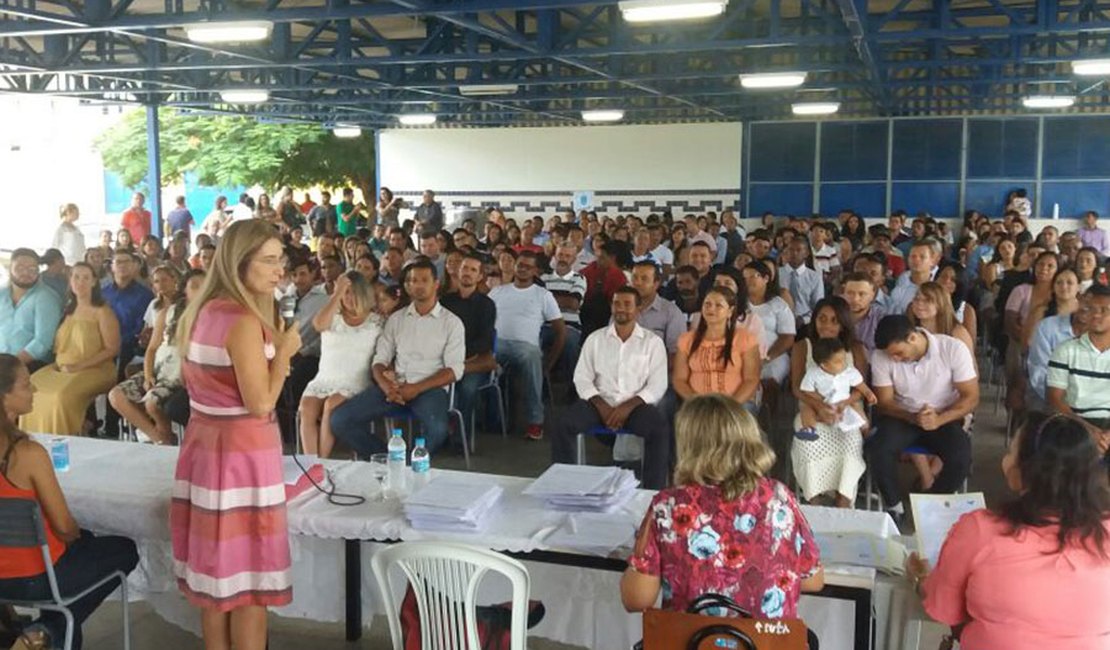 ?Projeto Justiça Itinerante realiza casamento coletivo de 85 casais na Jatiúca