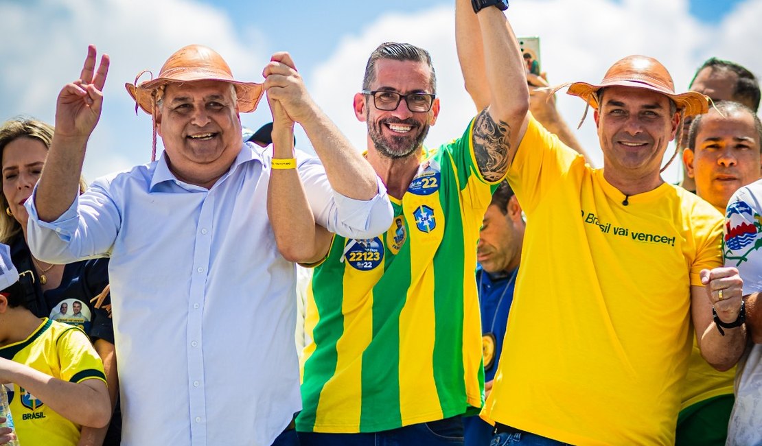 Leonardo Dias percorre municípios de Alagoas ao lado de Alfredo Gaspar