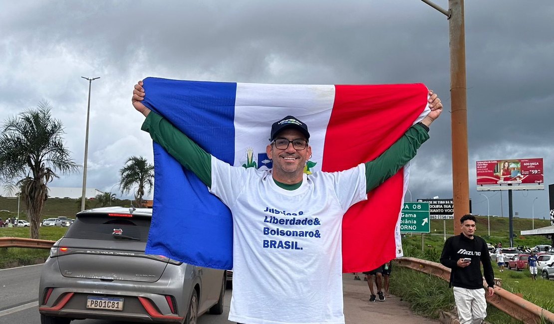 Leonardo Dias chega ao DF após caminhada nacional ao lado de Nikolas Ferreira