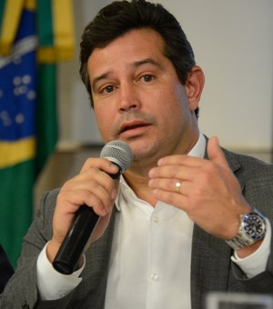 Bancada do MDB se mobiliza para entregar maior honraria da ALE-AL a Maurício Quintella