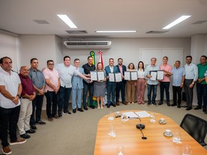 Uneal terá novo campus em Porto Calvo e reformas em Maceió e Santana do Ipanema