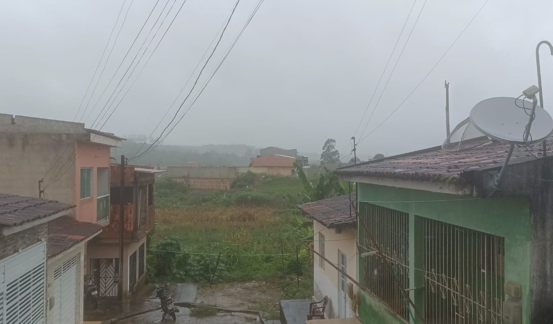 Inmet emite alerta de chuvas para cidades do Litoral e Mata Norte de Alagoas