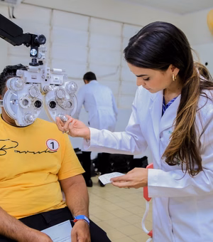 Programa Visão Para Todos viabiliza mais de 7 mil atendimentos para alunos da EJA em Penedo