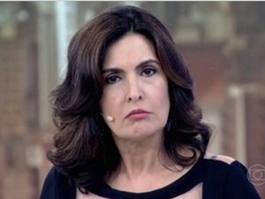 Após enquete, Fátima Bernardes entra em polêmica e é alvo de críticas