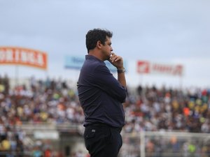 Marquinhos Santos troca Fortaleza por Figueirense; Hemerson Maria assume