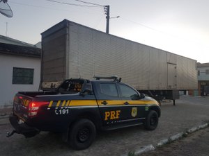 PRF prende três pessoas nesta segunda-feira, nas BRs de Alagoas