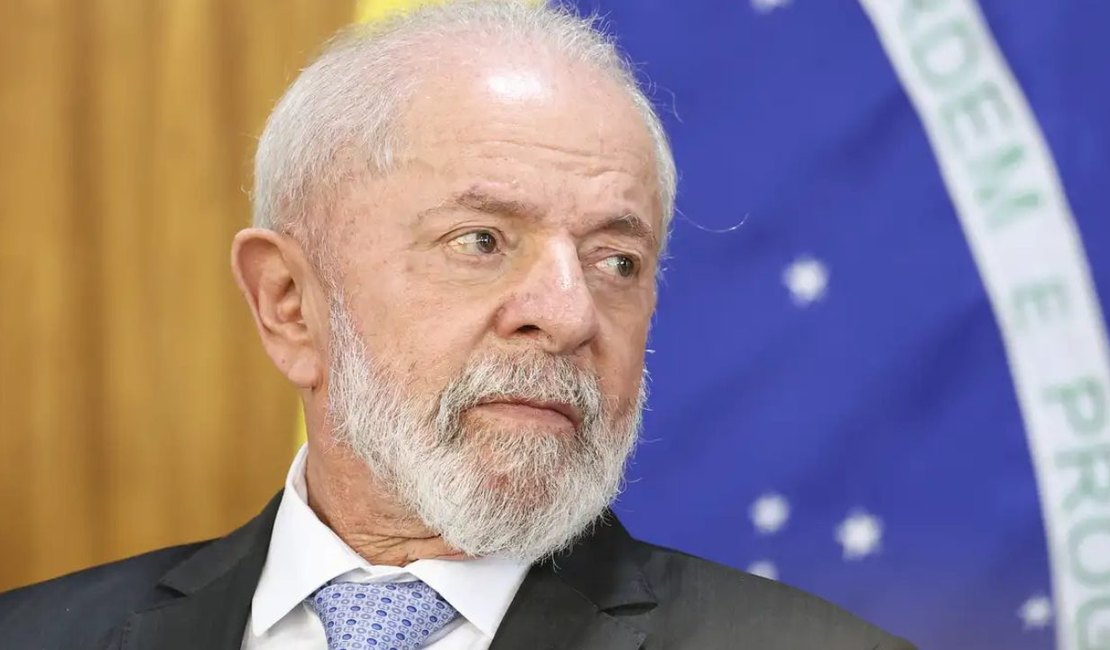 Lula rebate jornalista da Globo durante pergunta sobre ‘receber’ criminosos dos EUA