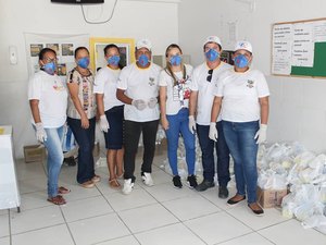 Coronavírus: Famílias carentes de São Luiz do Quitunde recebem álcool em gel