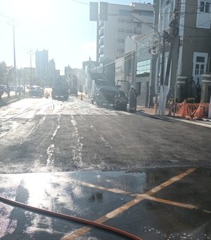 Avenida da Paz é liberada para tráfego de veículos após cratera e caos no trânsito