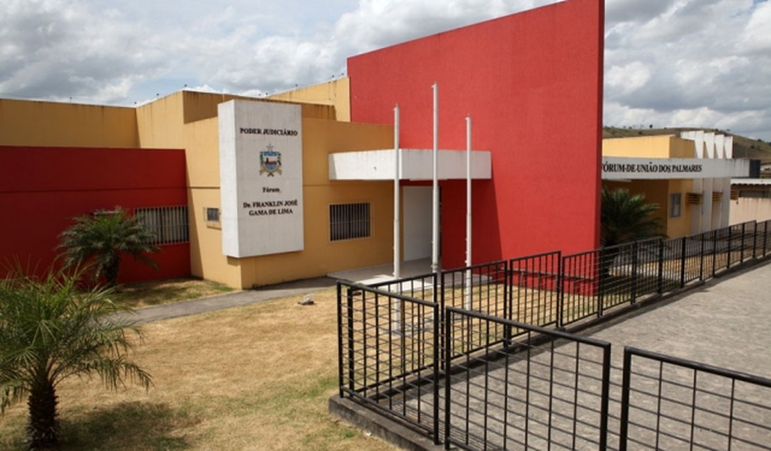 Justiça afasta prefeito de União dos Palmares por fraude