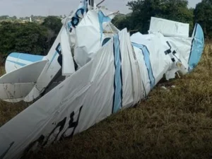 Avião de pequeno porte cai no interior de São Paulo e duas pessoas morrem