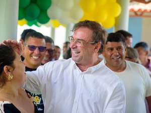 Prefeito Luciano Barbosa inaugura escola no povoado Capim para mais de 750 alunos