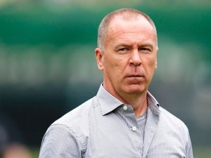 Depois de Luxemburgo, técnico Mano Menezes é demitido na China