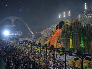 Governo do Rio vai assumir administração do Sambódromo