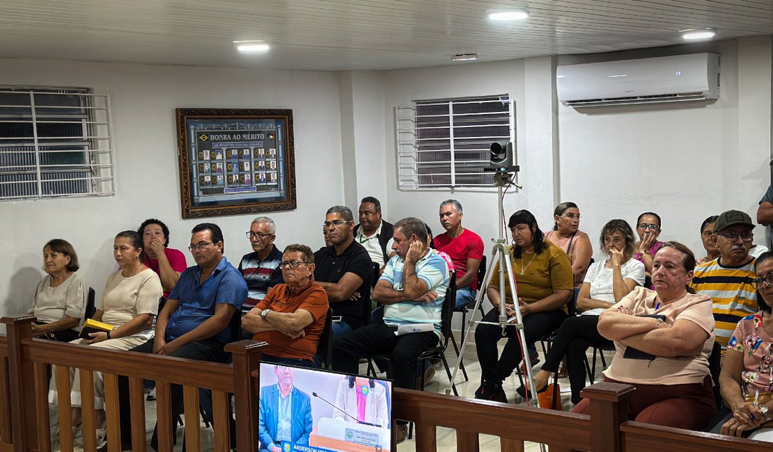 Câmara de Murici faz audiência pública para discutir doação de terrenos a comerciantes afetados na enchente de 2010